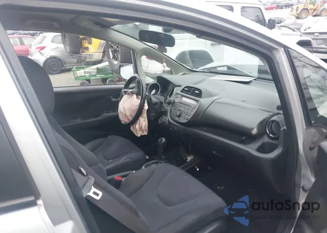 2013 Honda Fit Sport z USA, uszkodzony, nr VIN JHMGE8H56DC057823